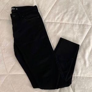 Black Hollister Skinny Jeans